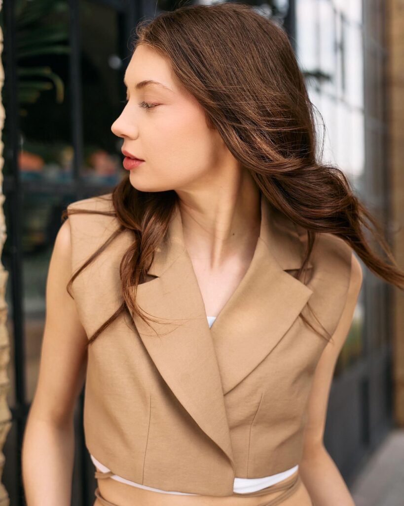 Model Elena Koshka went viral after revealing she fled a hotel when her date’s wife called, only to get a call later from the manager about a forgotten bag of sex toys.