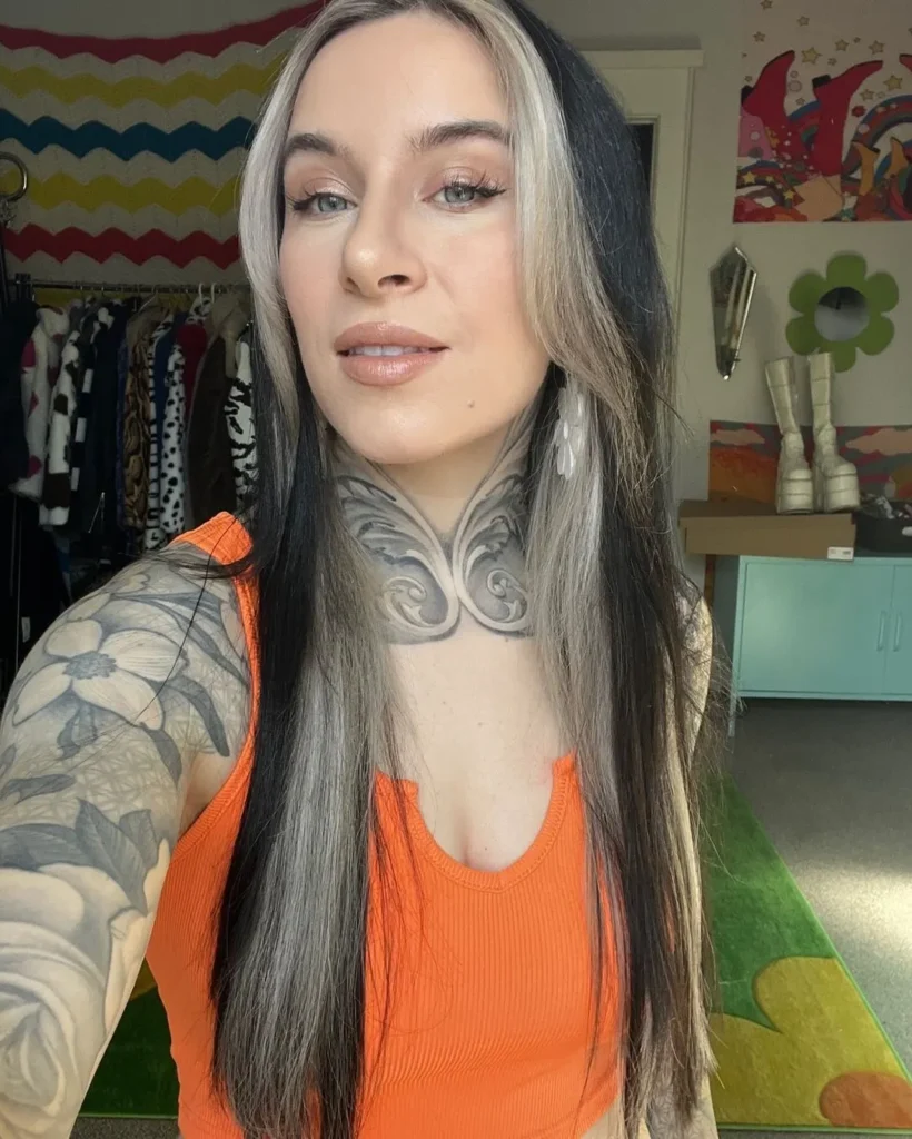 Rebekka Blue posing for a photo - NudeNewz