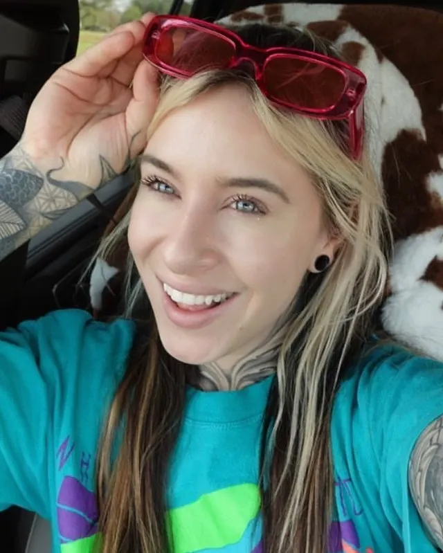 Rebekka Blue posing for a photo - NudeNewz