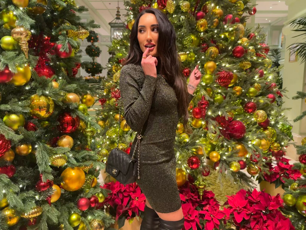 Model Chloe Amour says she’s happily single this Christmas, skipping the drama to focus on self-love, family time and buying herself luxury gifts instead of waiting for a man.
