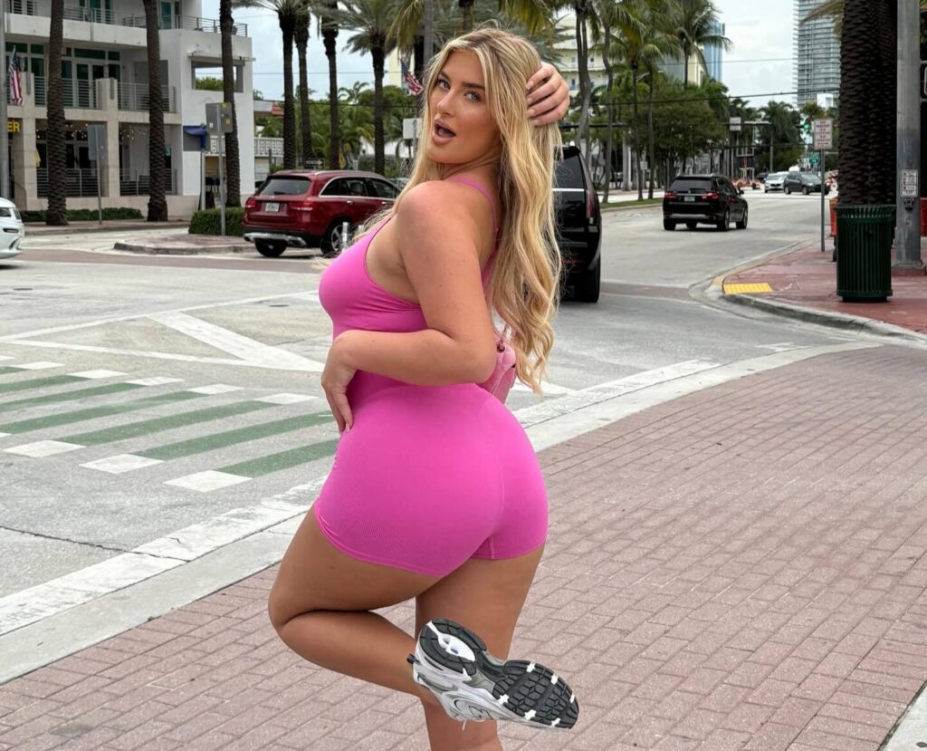 Content creator Sophia Isabella Smith goes from minimum wage retail to 70000 pounds a month on OnlyFans and says sobriety transformed her life career and mental clarity in the adult industry.