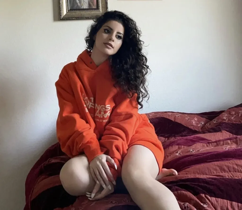 Onlyfans model Jazmen Jafar posing for a photo